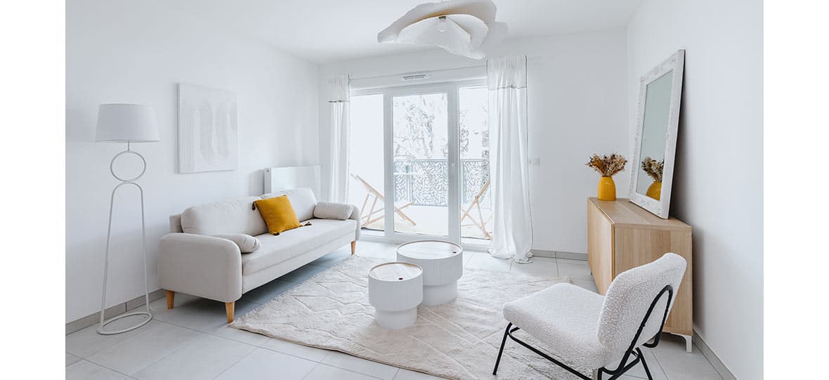 Clermont-Ferrand — Située dans un environnement où la nature occupe une place centrale, cette résidence propose un cadr...