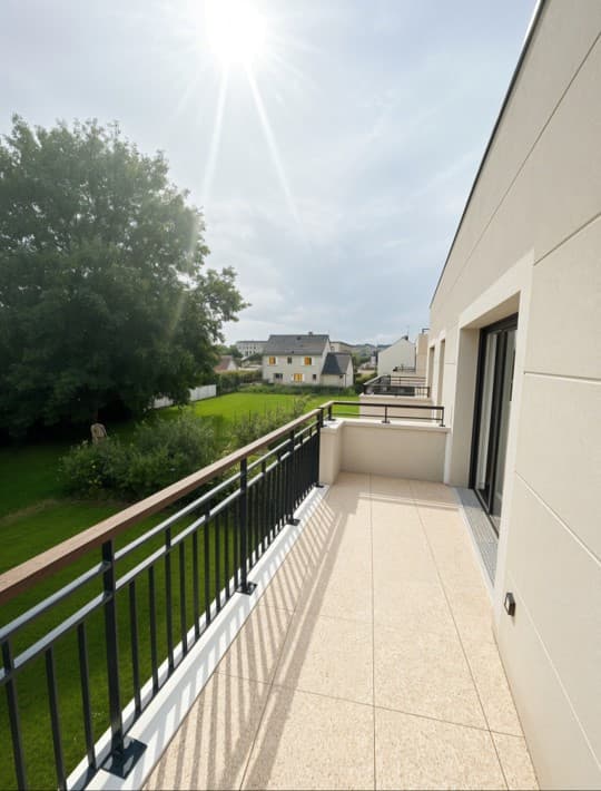 Orleans — Située au cœur du quartier recherché de Saint-Marc, à proximité immédiate des bords de Loire et du c...