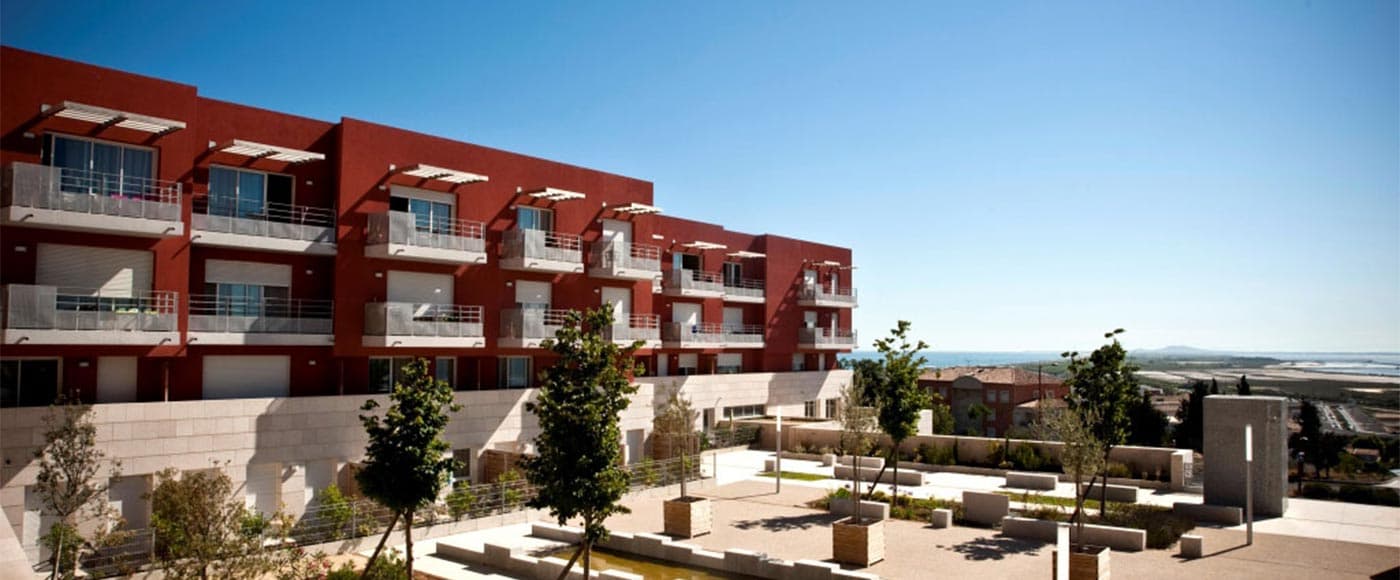 Sete — Située au pied du Mont Saint-Clair, cette résidence bénéficie d’un emplacement privilégié en lisière...