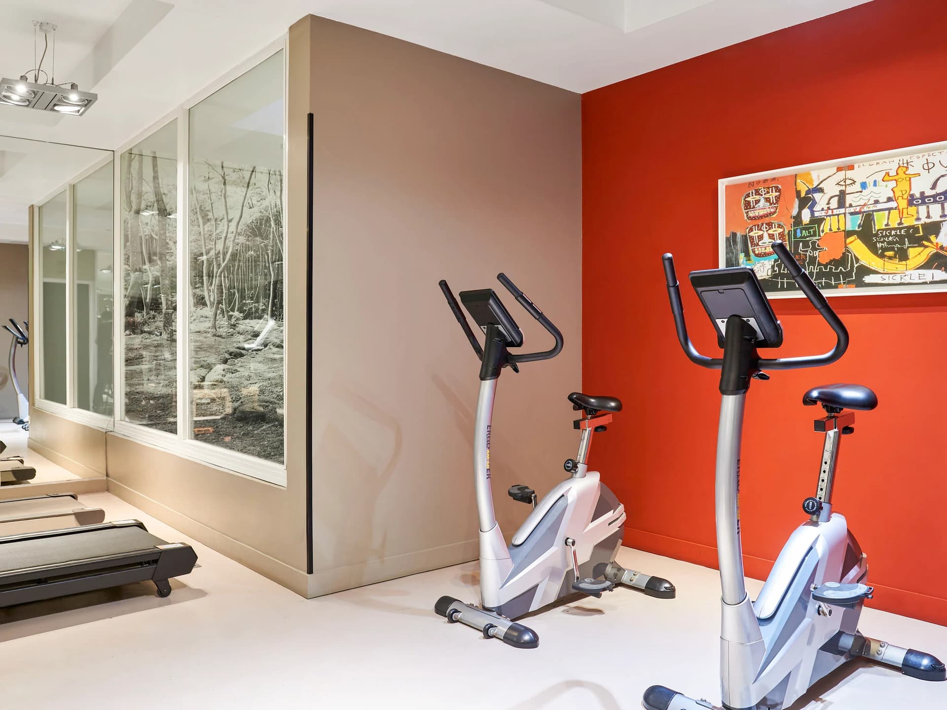 Paris — Implantée dans le 19ᵉ arrondissement de Paris, à deux pas du parc de la Villette, cette résidence pr... - photo 2