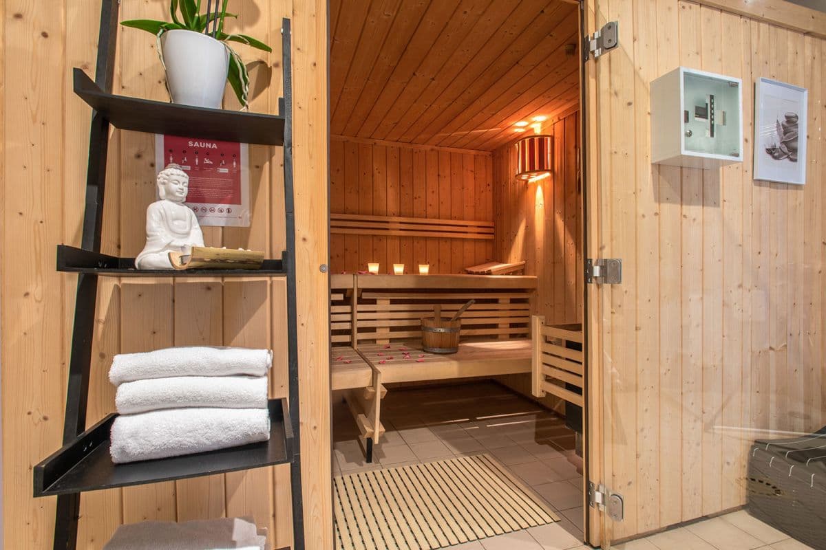 Vannes — Implantée dans le sud-est de Vannes, cette résidence propose des appartements allant du studio au de... - photo 5