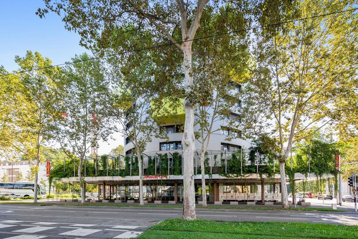 Mulhouse — Implantée au cœur du quartier Europe-Nouveau Bassin, cette résidence bénéficie d’un emplacement priv...