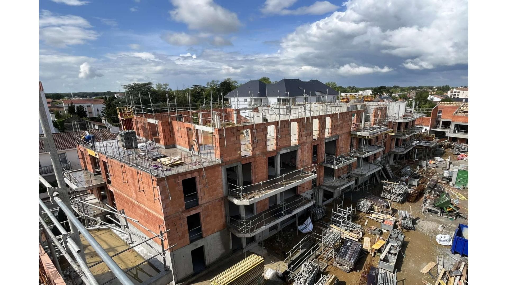 Challans — Située au cœur de Challans, cette nouvelle résidence bénéficie d’un emplacement privilégié, à proxim...