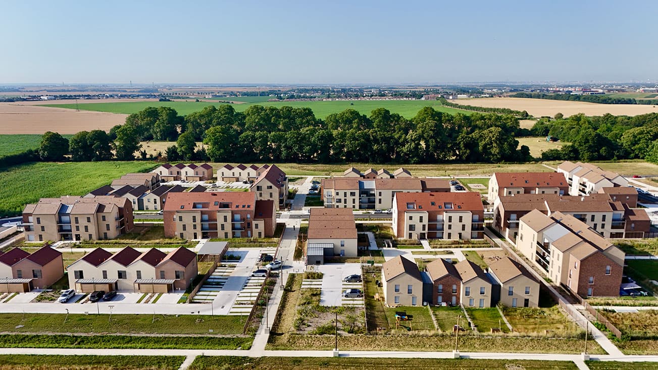 Marly-la-Ville — Située à proximité immédiate de Paris, dans la commune de Marly-la-Ville, cette réalisation bénéfici...