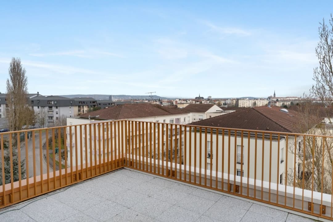 Villers-les-Nancy — Au cœur de Villers-lès-Nancy, cette nouvelle résidence s’intègre harmonieusement dans un parc boisé ... - photo 2