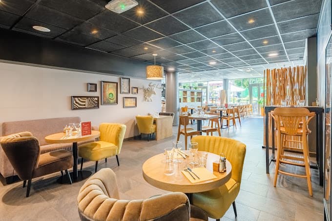 Caluire Et Cuire — À seulement 20 minutes en métro du centre-ville de Lyon, cette résidence propose des appartements co... - photo 4