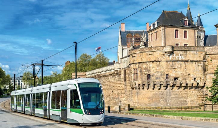 Orvault — Située à la lisière de Nantes Métropole, la commune d’Orvault séduit par son équilibre harmonieux en... - photo 5