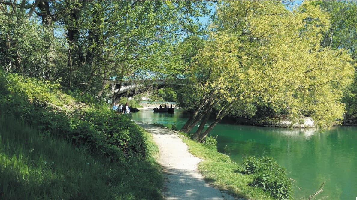 Champigny-sur-Marne — Située à Champigny-sur-Marne, à proximité immédiate de Joinville-le-Pont et à seulement quelques kil... - photo 2