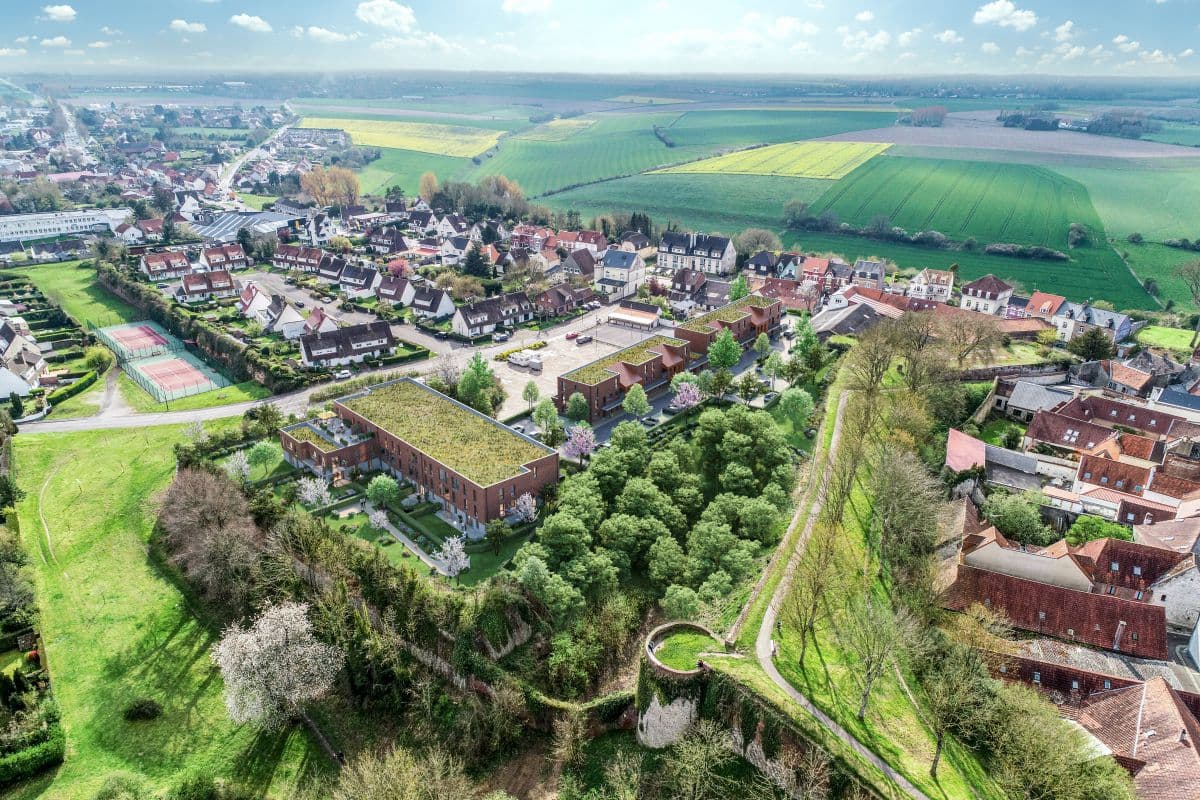 Montreuil-sur-Mer — Située au cœur de la ville médiévale de Montreuil-sur-Mer, cette nouvelle résidence bénéficie d’un e... - photo 2