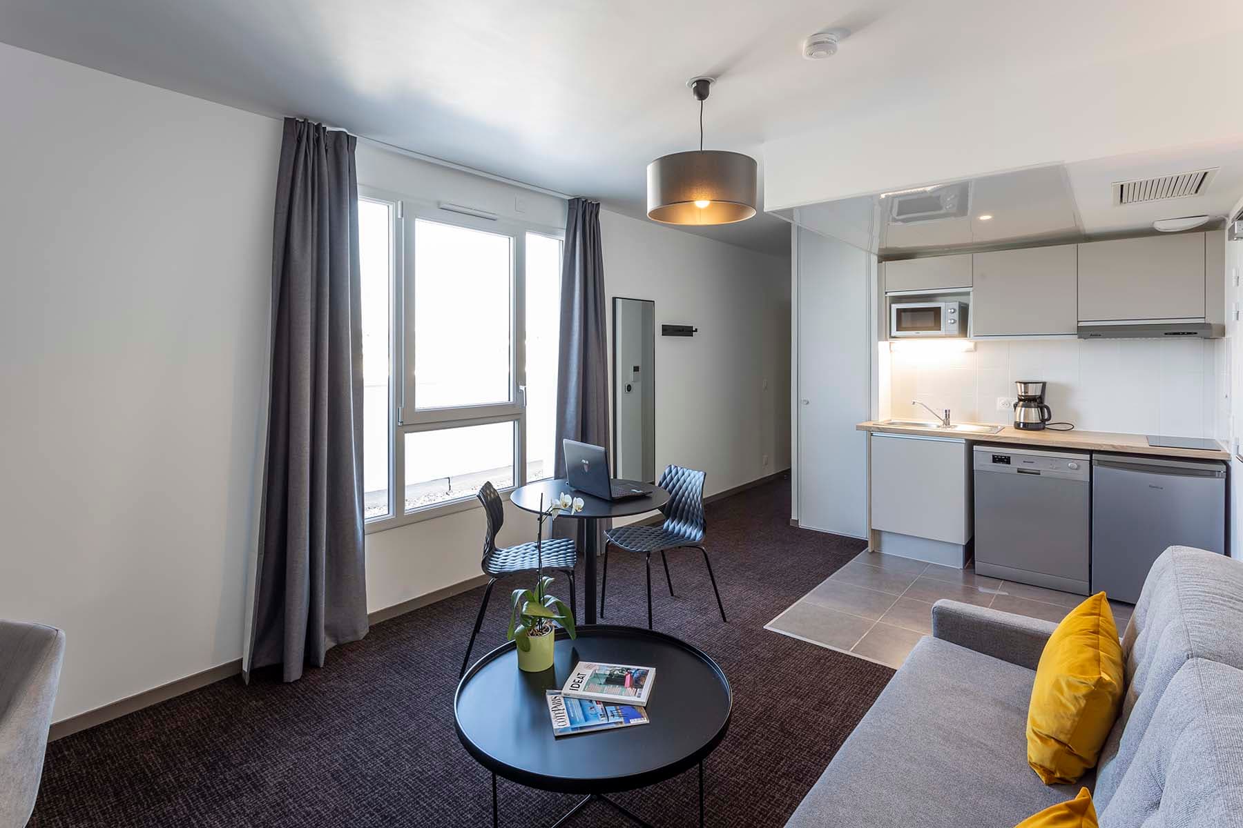 Velizy Villacoublay — Au cœur de Vélizy-Villacoublay, entre Paris et Versailles, cette résidence propose des appartements ... - photo 2