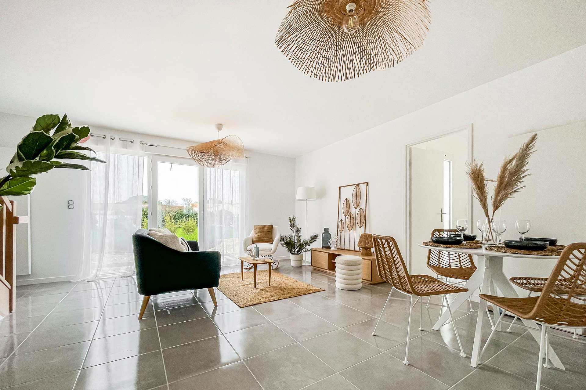 Saint-Pierre-D'oléron — Située au cœur du quartier de la Cotinière à Saint-Pierre-d'Oléron, cette maison de quatre pièces bé... - photo 3