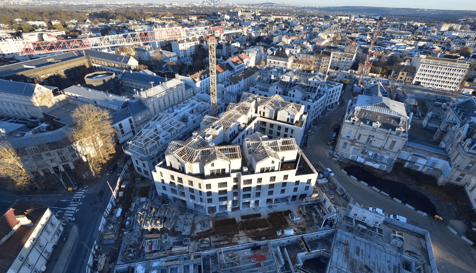 Saint-Germain-en-Laye — Au cœur d'un environnement résidentiel à Saint-Germain-en-Laye, une nouvelle résidence propose une s... - photo 2