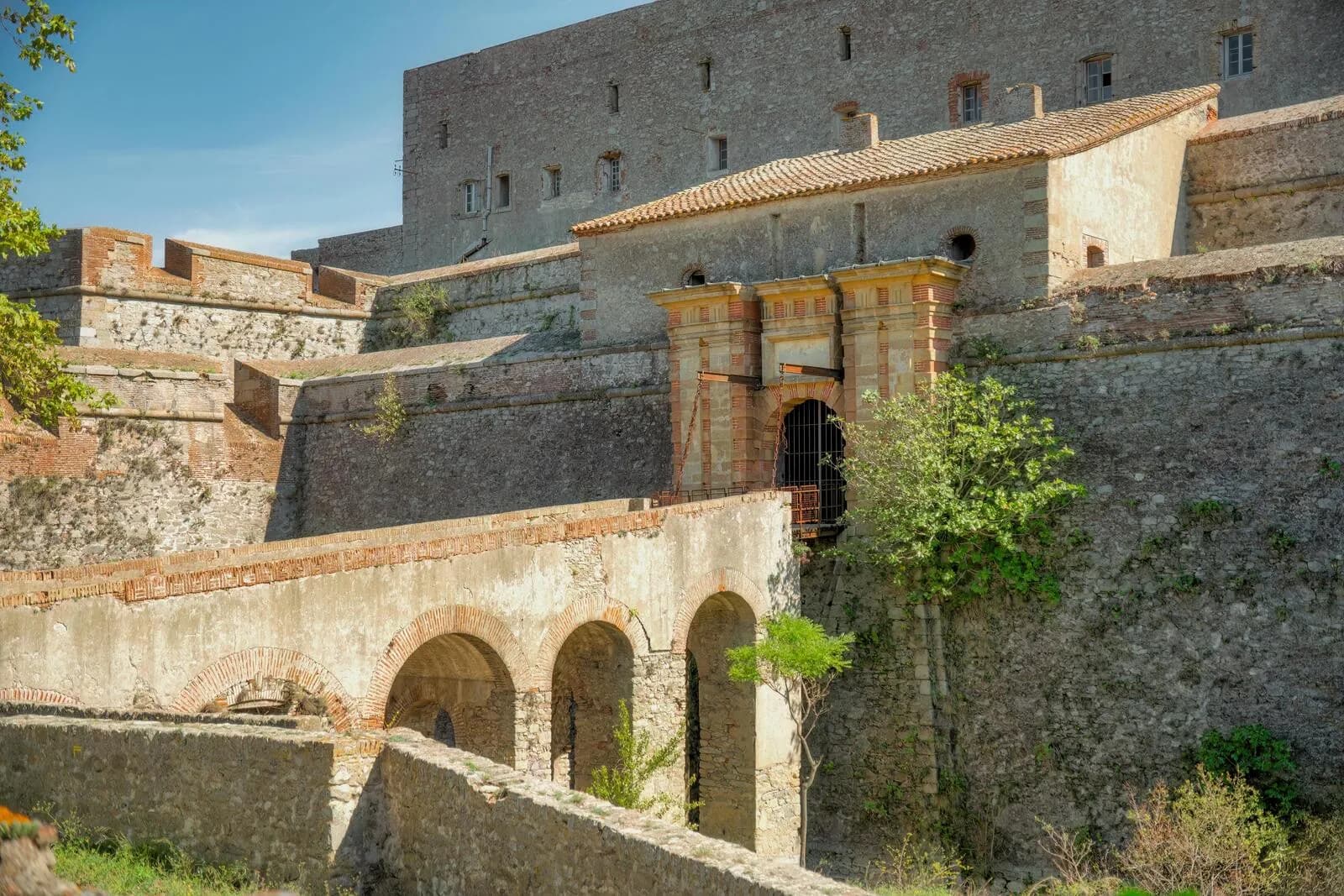 Vue aerienne de Perpignan, Pyrenees-Orientales, programmes neufs et littoral catalan